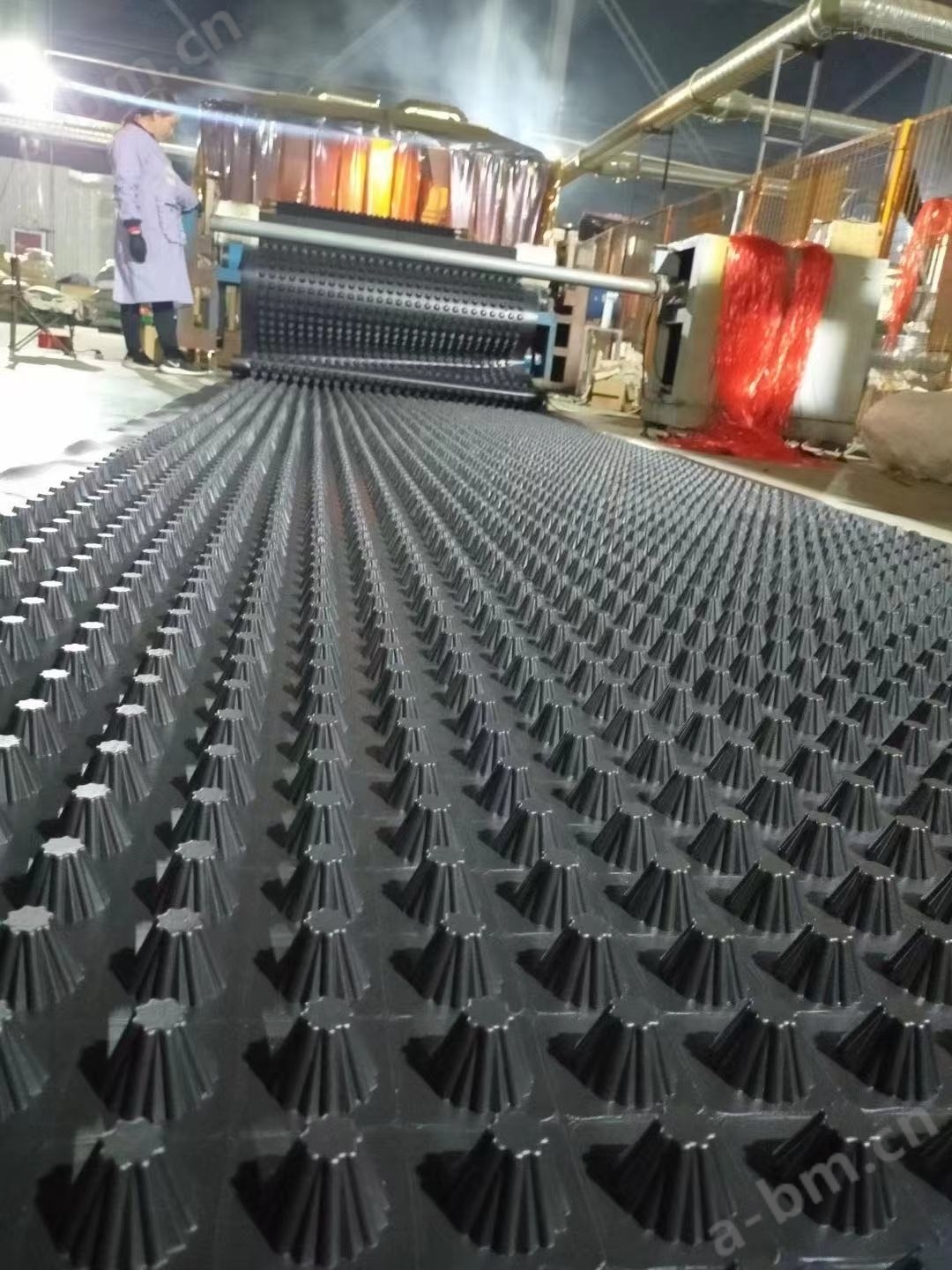 鄂州高抗压20厚塑料排水板厂家供应